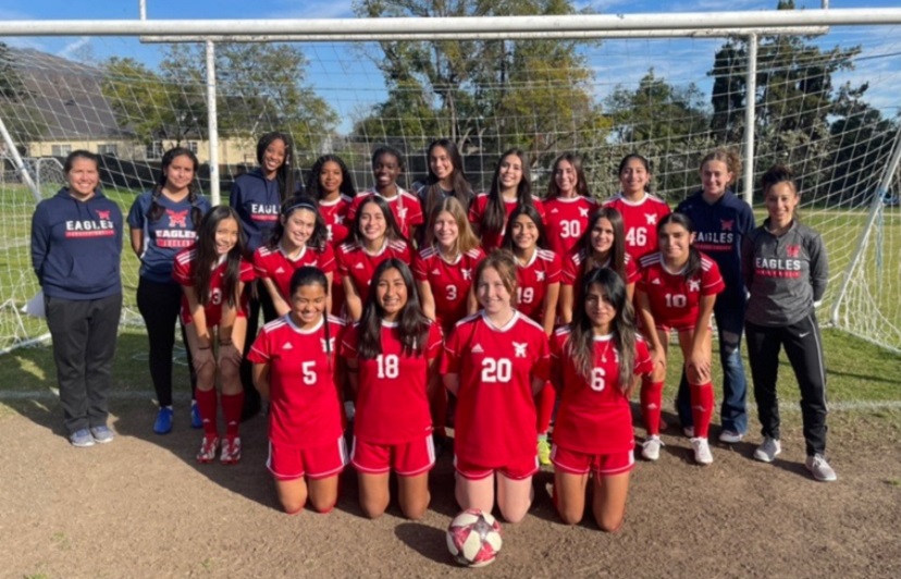 Marshall Fundamental Girls Soccer Team Goes Undefeated in the Mission  Valley League – Pasadena Now