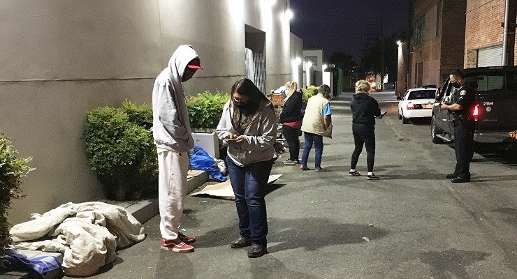 Delayed by COVID Surge, 2022 LA County Homeless Count Getting Underway ...