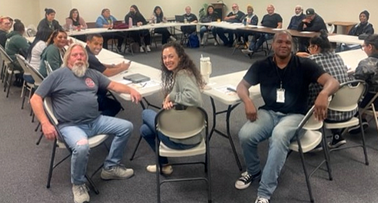Homeless Street Outreach Workers Collaborate to Connect Unhoused ...