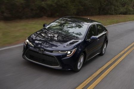 2020 Toyota Corolla SE: Looking Sassy With Full Redesign