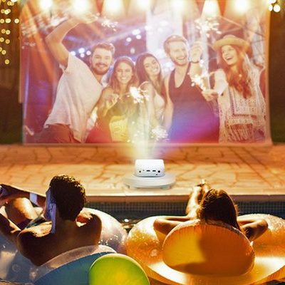 Tips to Create the Ultimate Backyard Movie Night