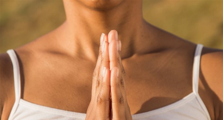3 Ways to Bring Compassion into Your Yoga Practice – Pasadena Weekendr