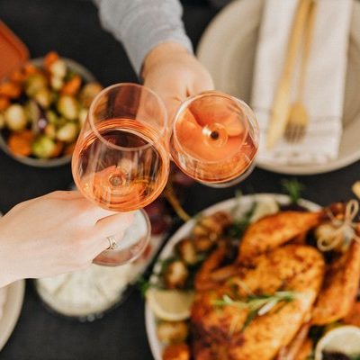 How to Green Your Table (and Your Wine Glass) This Thanksgiving