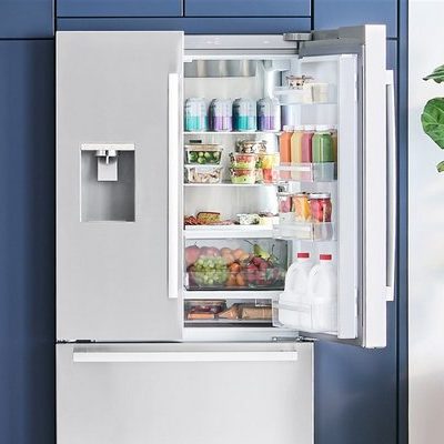 Getting a New Refrigerator for the Holidays? Here Are 6 Trends That Will Make Your Life Easier