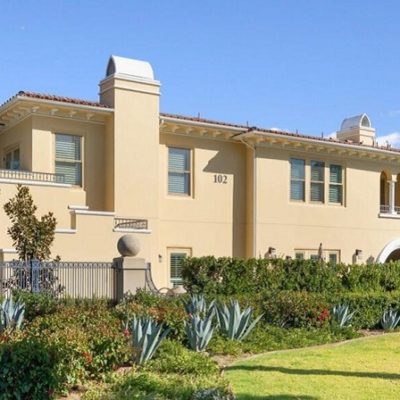 A Sophisticated and Elegant Home at Ambassador Gardens in Pasadena