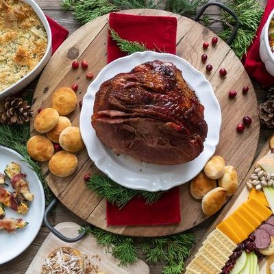 Love to Host Get-Togethers? Here’s Your Holiday Survival Guide