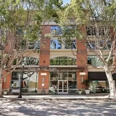 Classic Contemporary Condo Located on East Green St., Pasadena