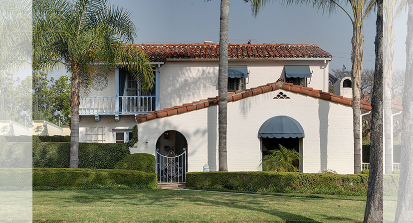 Classica casa a due piani in stile spagnolo del 1928 situata ad Alhambra – Pasadena Weekender