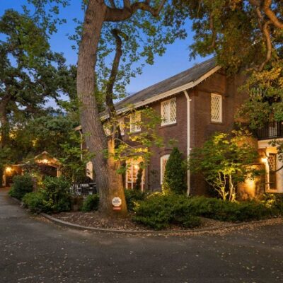 Home of the Week: The Beautiful Dobbins-Bank House Located on Chelten Way, South Pasadena