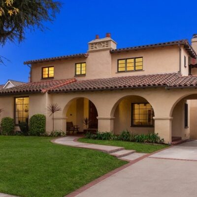 𝑺𝒂𝒓𝒂𝒉 𝑹𝒐𝒈𝒆𝒓𝒔 𝑹𝒆𝒂𝒍 𝑬𝒔𝒕𝒂𝒕𝒆 𝑮𝒓𝒐𝒖𝒑 𝑷𝒓𝒆𝒔𝒆𝒏𝒕𝒔: 1931 Spanish Colonial Revival Style Home